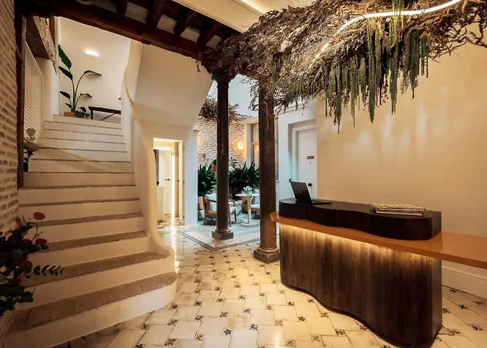 Hotel Boutique Escudo del Carmen Granada